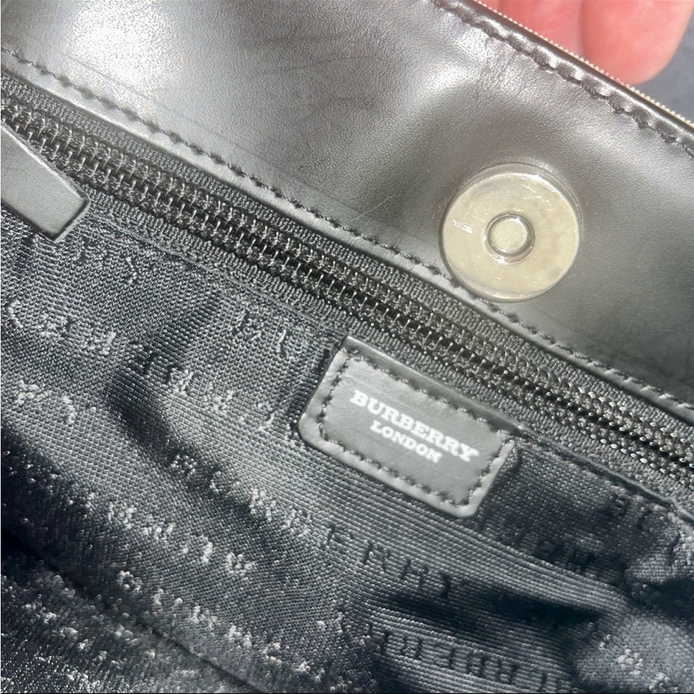 Authentic Burberry nova check tote bag used in very good condition - Picture 4 of 11